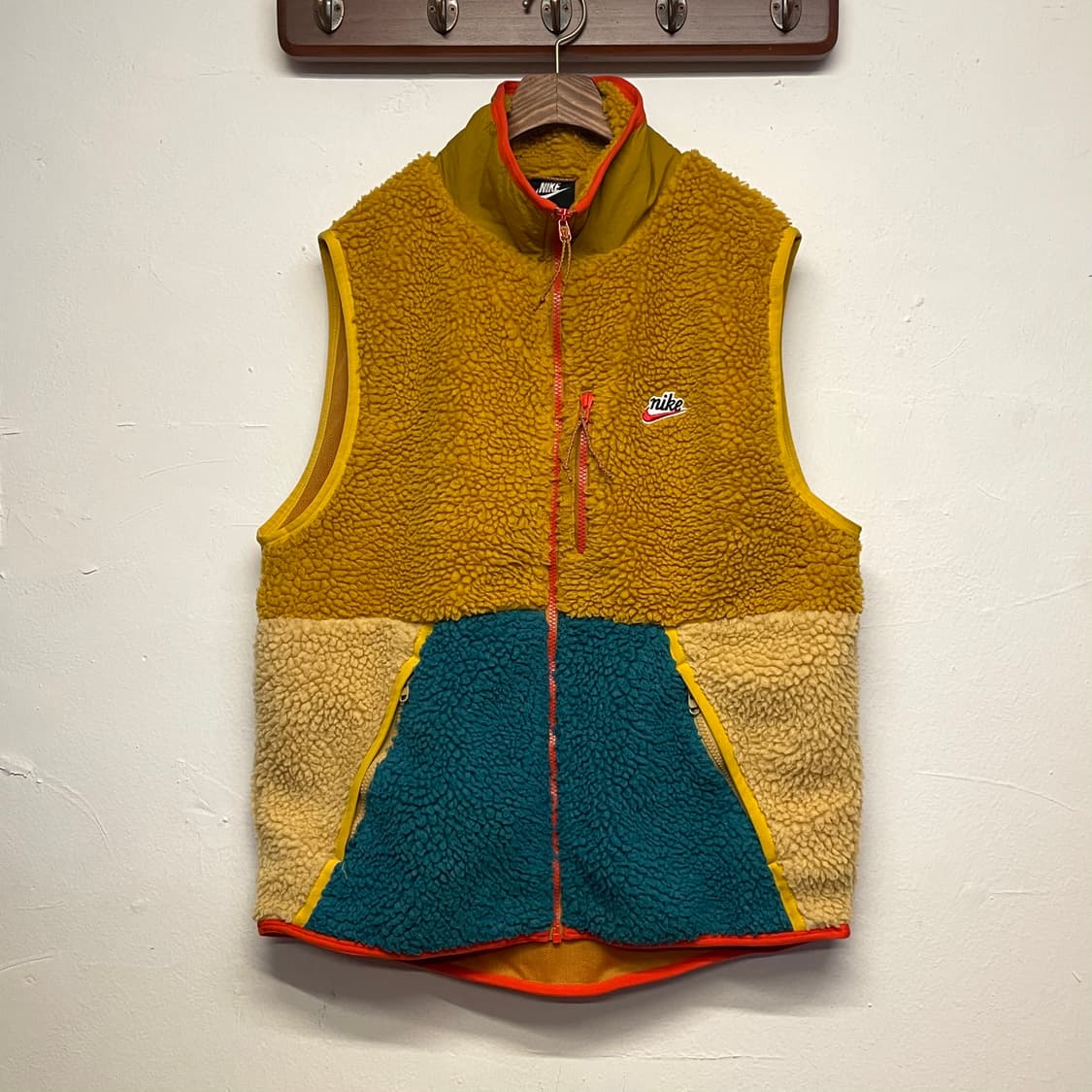 나이키 쉐르파 플리스 엘로우 베스트   상품이미지1