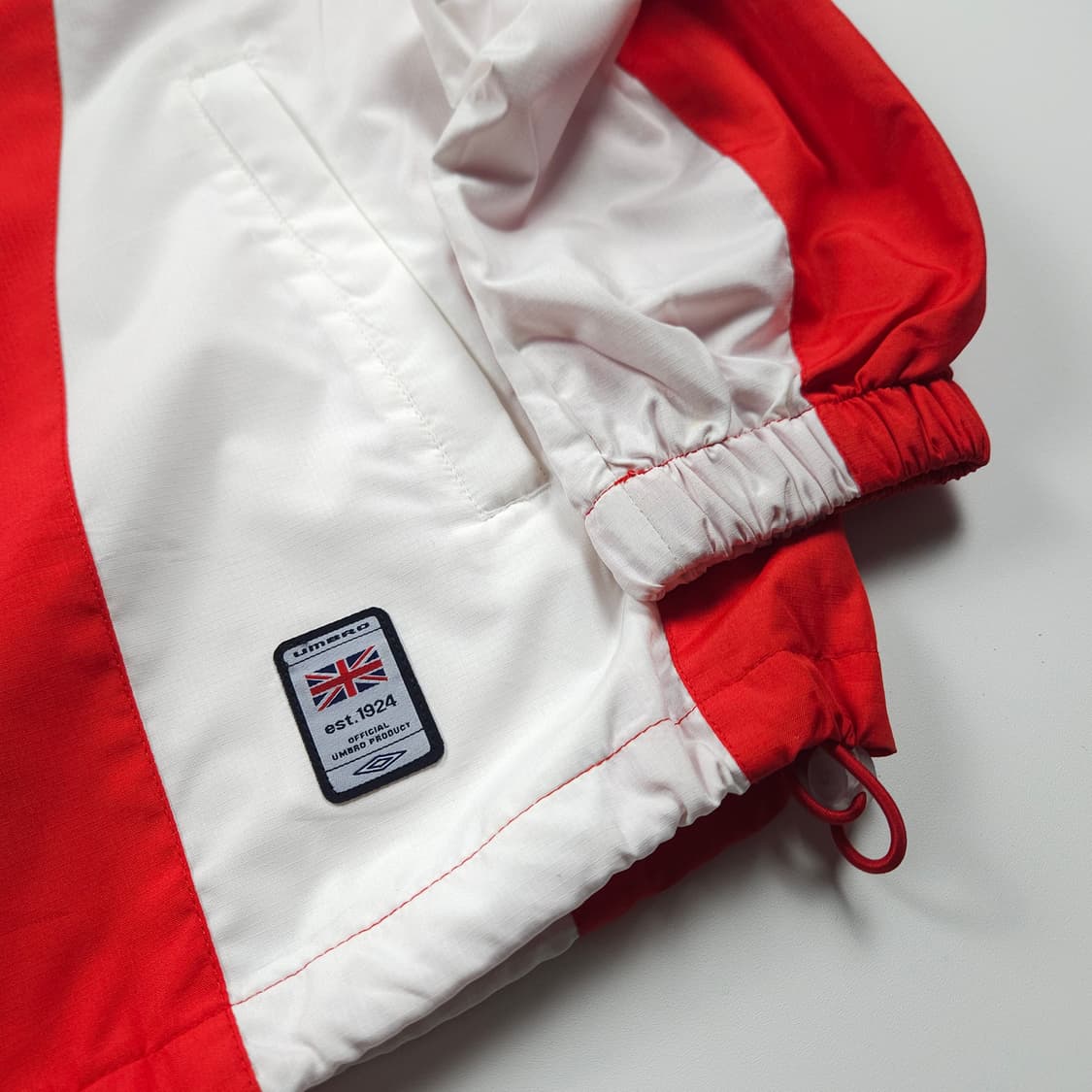 엄브로 빅로고 배색 박시핏 바람막이 (L) 상품이미지3