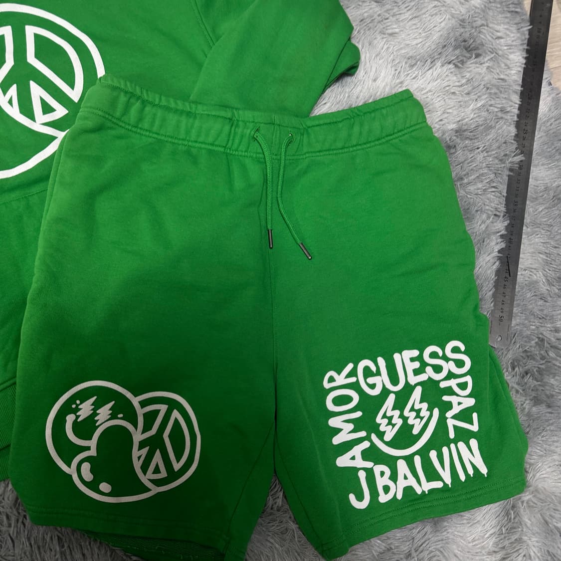 게스 트레이닝 후드반바지  세트 M사이즈  상품이미지2