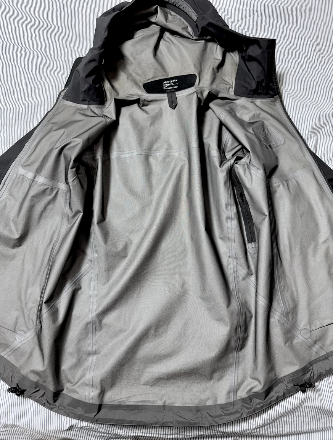 (S급) 아크테릭스 베타 LT 자켓 블랙 상품이미지9