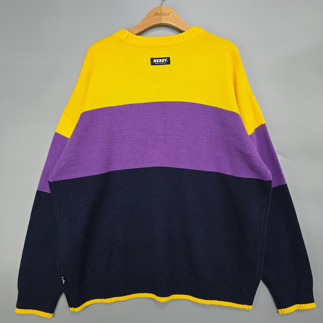 널디(Nerdy) 배색 로고 니트 L 상품이미지3