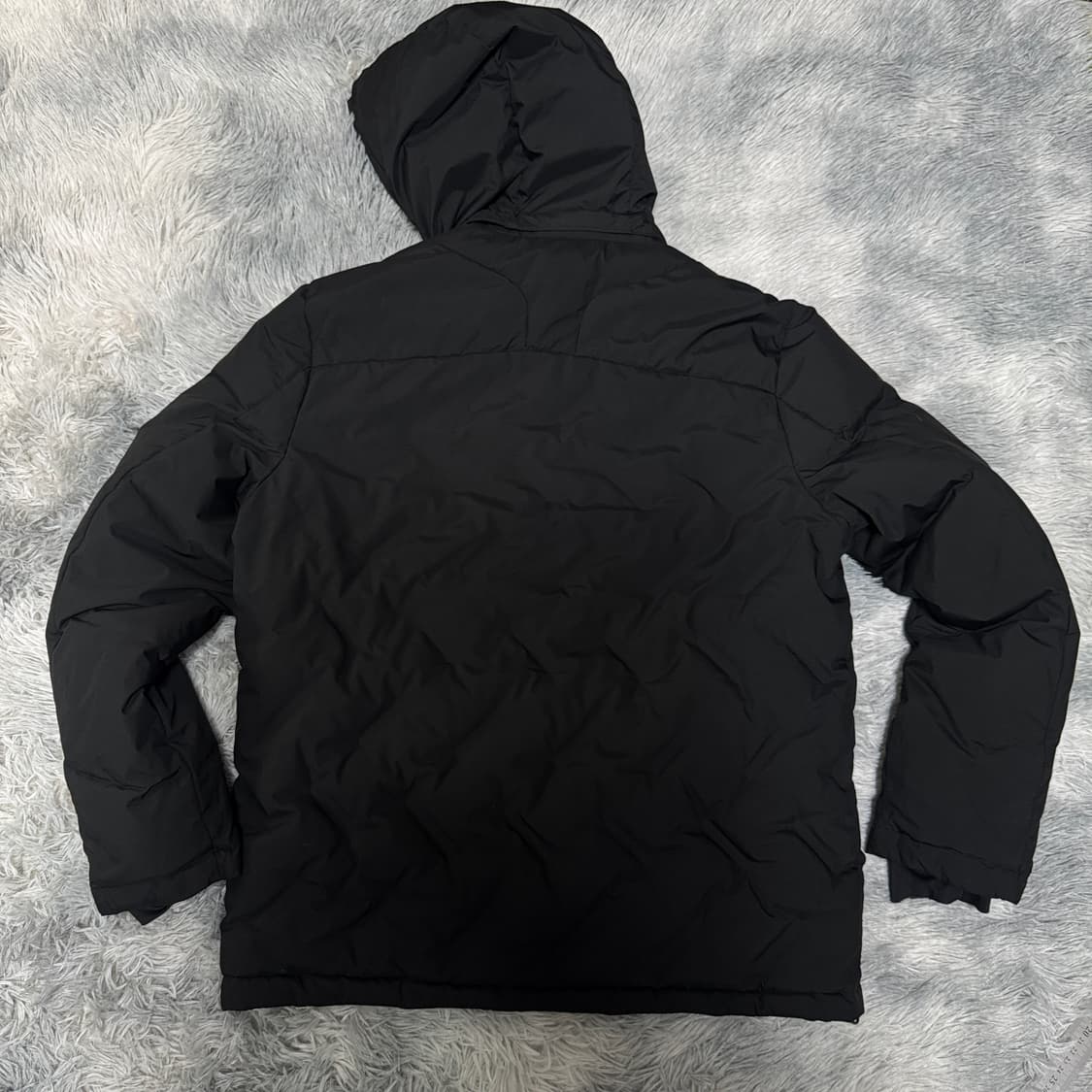 몽벨  구스다운 경량패딩 남성 100사이즈 상품이미지4