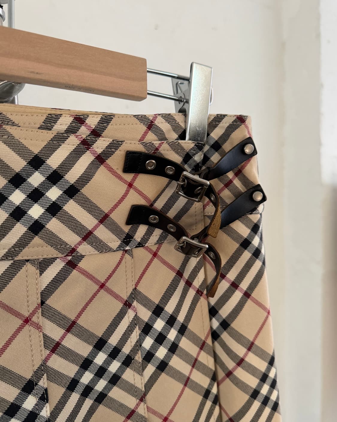 Burberry 버버리 블루라벨 노바체크 벨티드 플리츠 스커트 상품이미지3