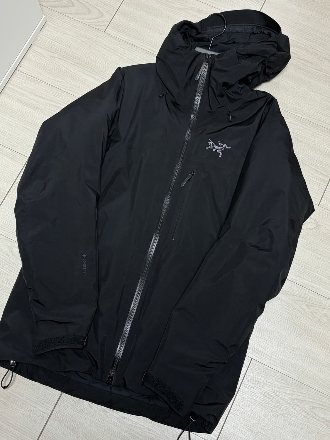 아크테릭스 베타 인슐레이티드 자켓 블랙 상품이미지1