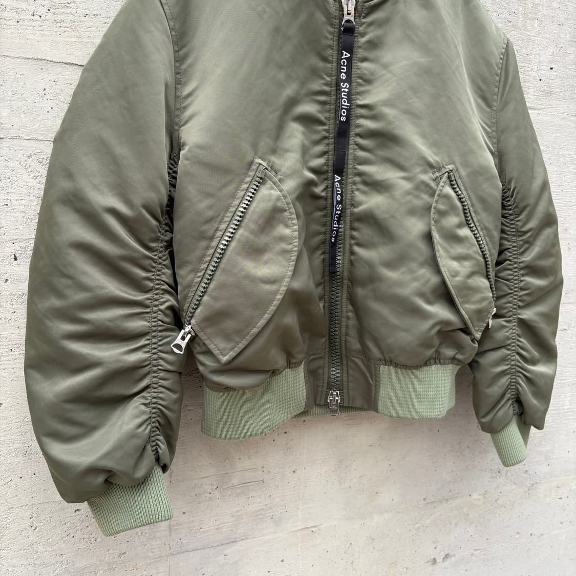 AW17 아크네스튜디오 밀리터리 그린 클레아 봄버 자켓 상품이미지6