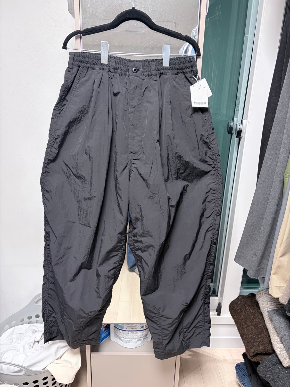 꼼데가르송 옴므 블랙 나일론 팬츠 L사이즈 상품이미지1