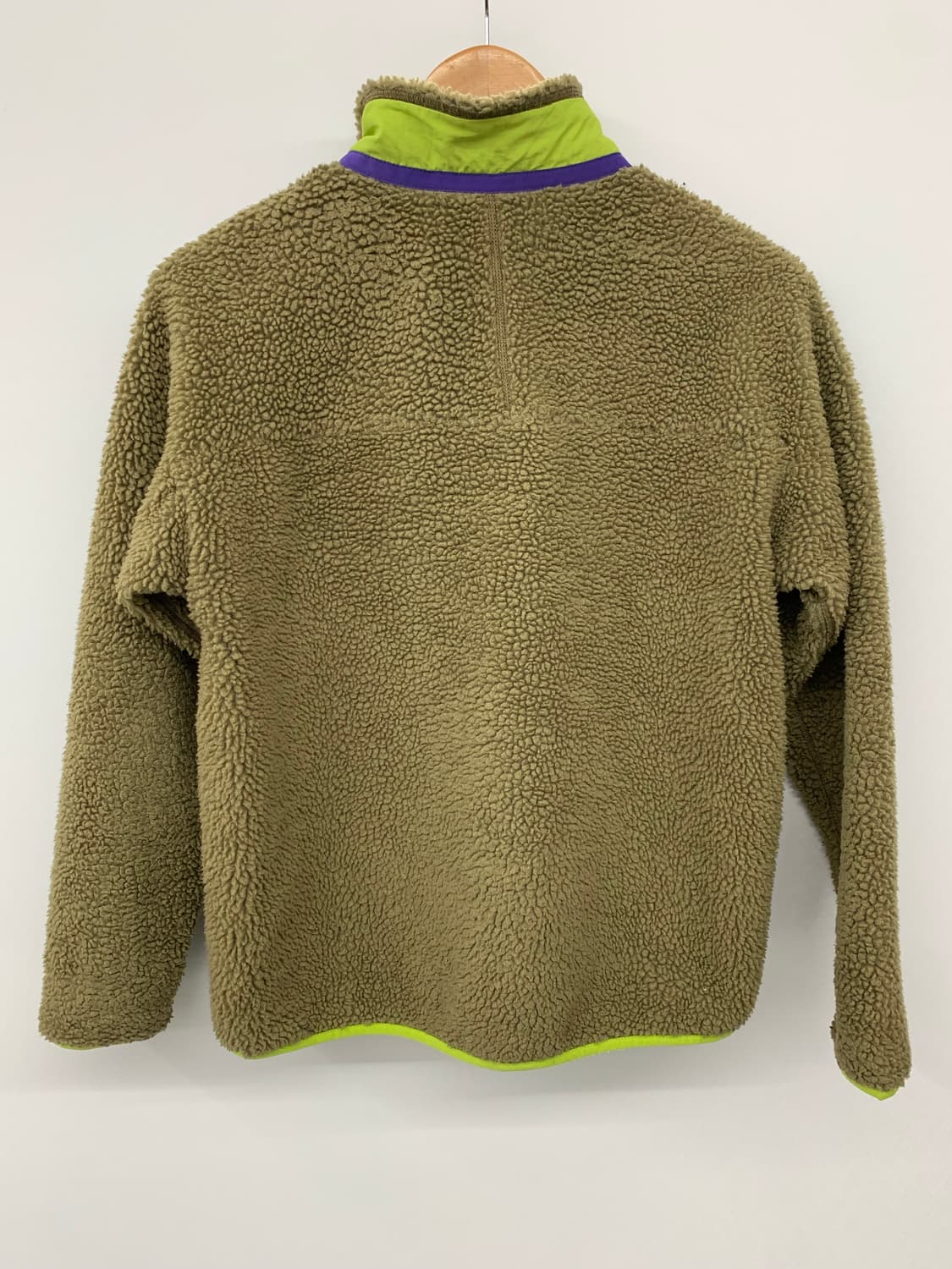 파타고니아 카키 플리스  상품이미지4