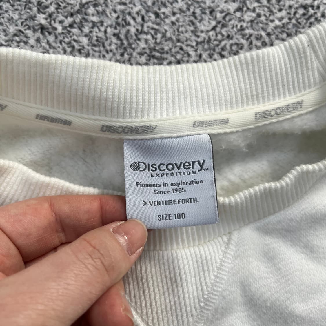 100 디스커버리 기모 빅로고 맨투맨 0320M 상품이미지2