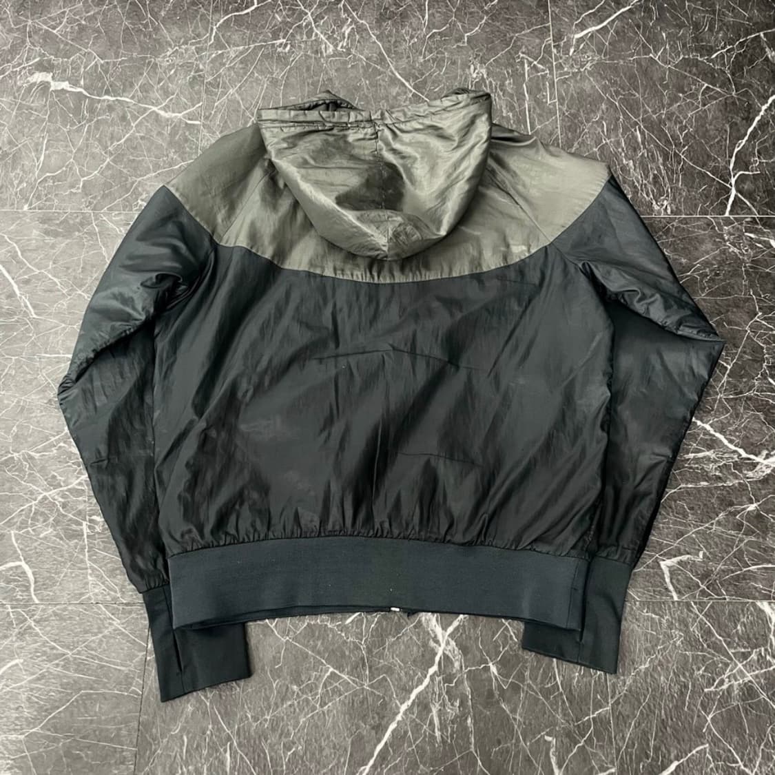 나이키 스우시 패디드 윈드러너 후드 바람막이 자켓 상품이미지3