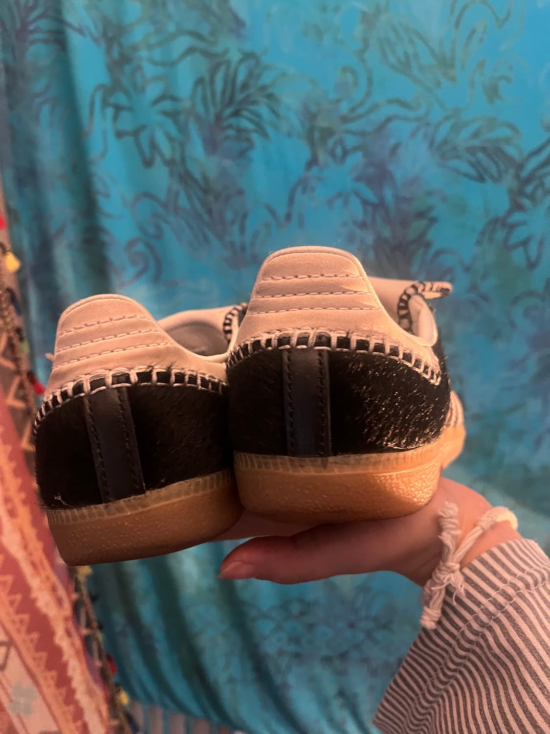 아디다스 x 웨일스 보너 포니 토널 삼바 코어 블랙 크림 화이트 상품이미지2