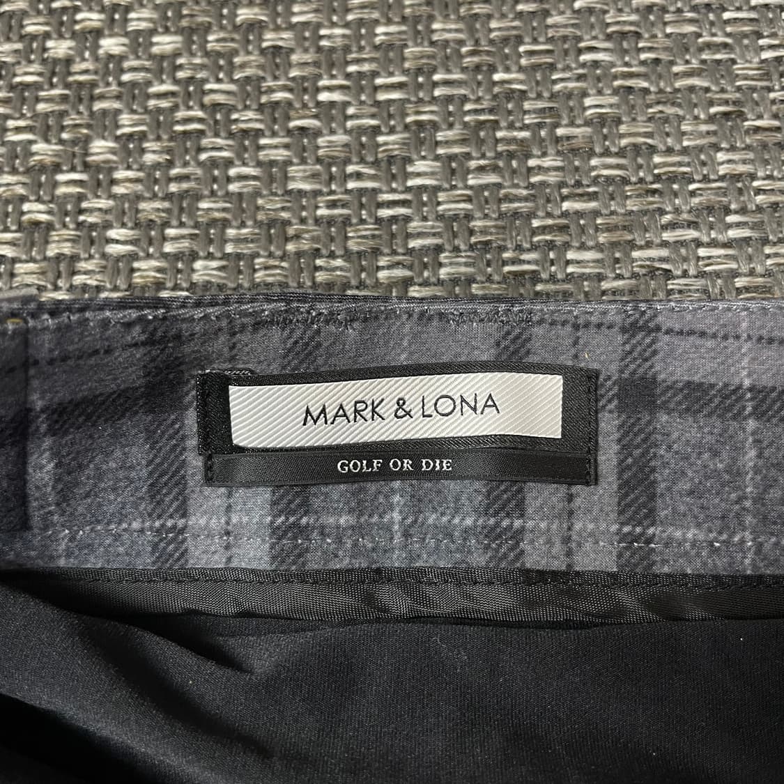  (28) 마크앤로나 그레이 체크 기모 골프 미니 스커트 상품이미지4