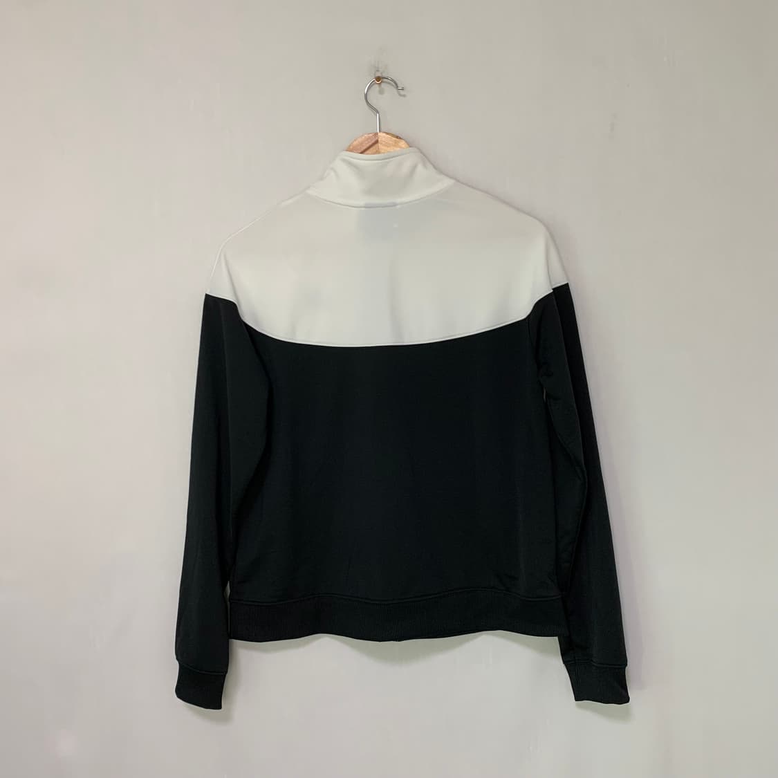 나이키 로고 화이트 배색 트랙탑 져지 무채색 00s M 상품이미지4