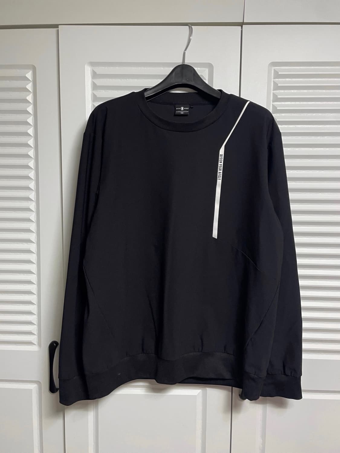 와이드앵글 긴팔 티셔츠 상품이미지1