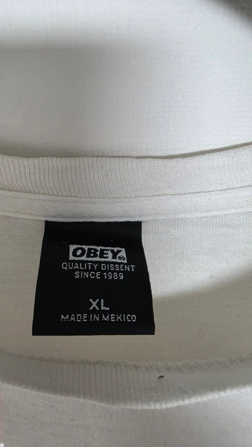 OBEY International Rise Above Tyranny 반팔 상품이미지3