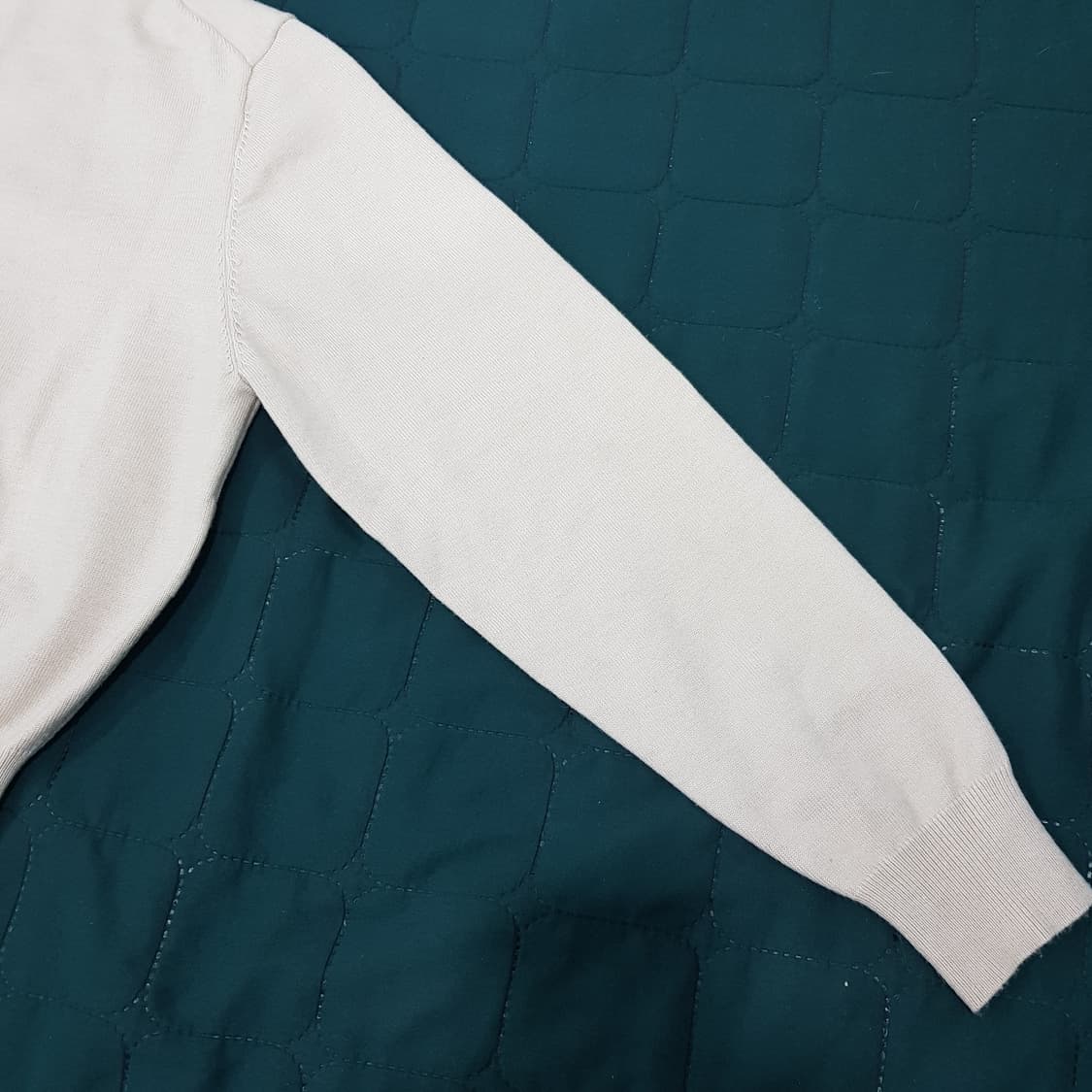 오로 브이넥 가디건 베이지 M 상품이미지4