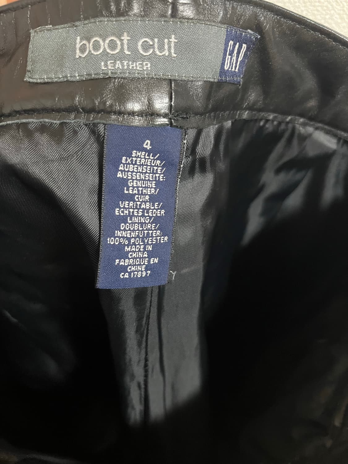 올드갭 레더 플레어 팬츠 상품이미지3