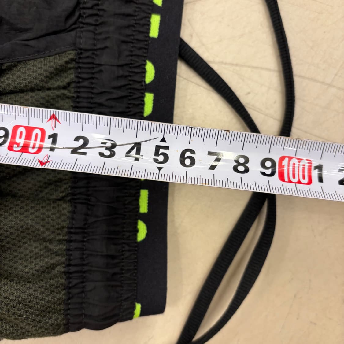 나이키 배색 스몰로고 조거 팬츠 상품이미지4