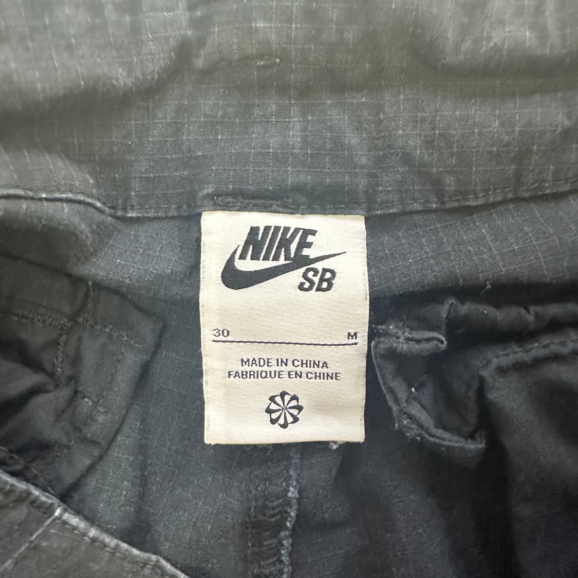 30 나이키 레귤러 카고 팬츠 0429D 상품이미지4