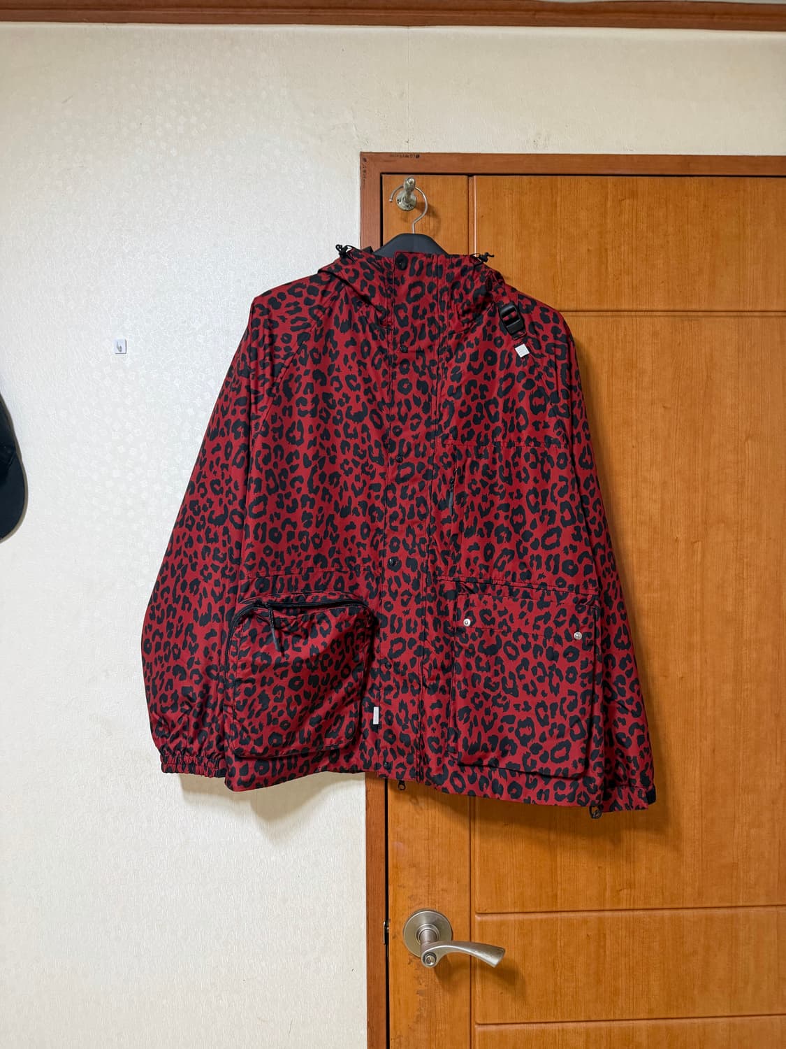 fetch 페치 레오파드 바람막이 자켓 (M) 상품이미지3