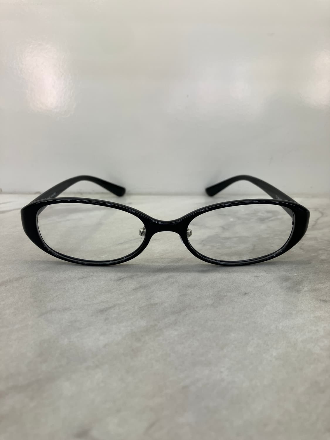 B69 AB2TR 유광 블랙 오벌 슬림 뿔테 안경564 상품이미지6