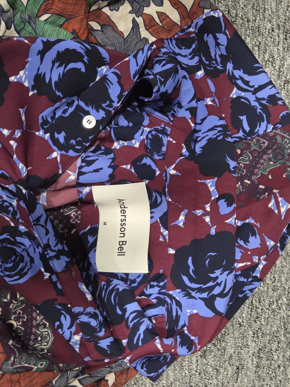 앤더슨벨 판타지아 프린트 오픈카라셔츠 M 상품이미지5