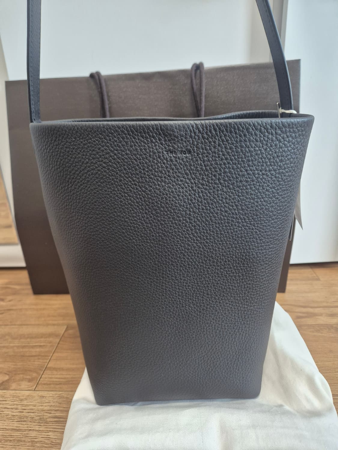 더로우 파크백 미듐 블랙 판매 (국내매장 구입) 상품이미지6