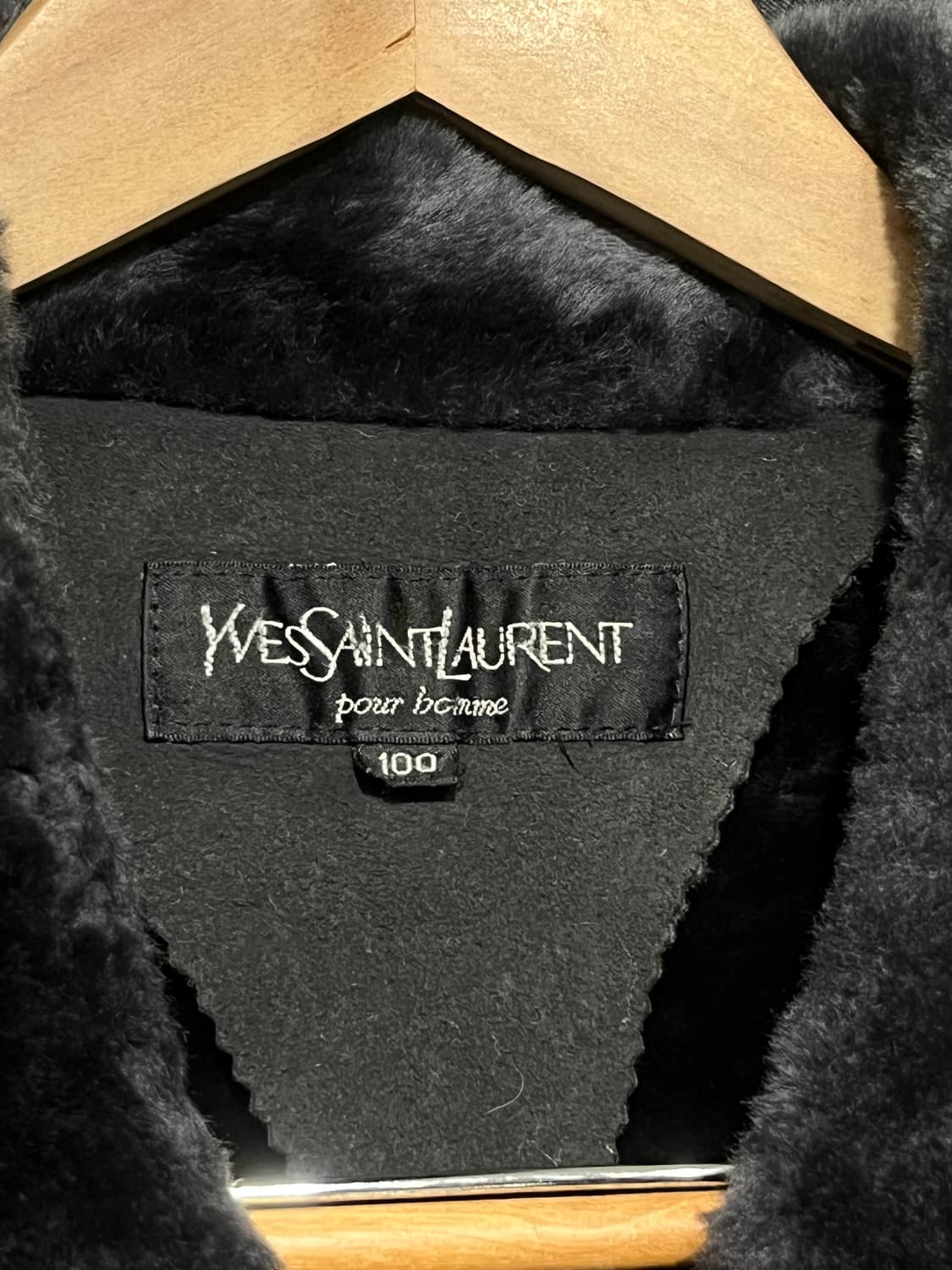 입생로랑 먕가죽 무스탕 시어링 자켓 상품이미지5