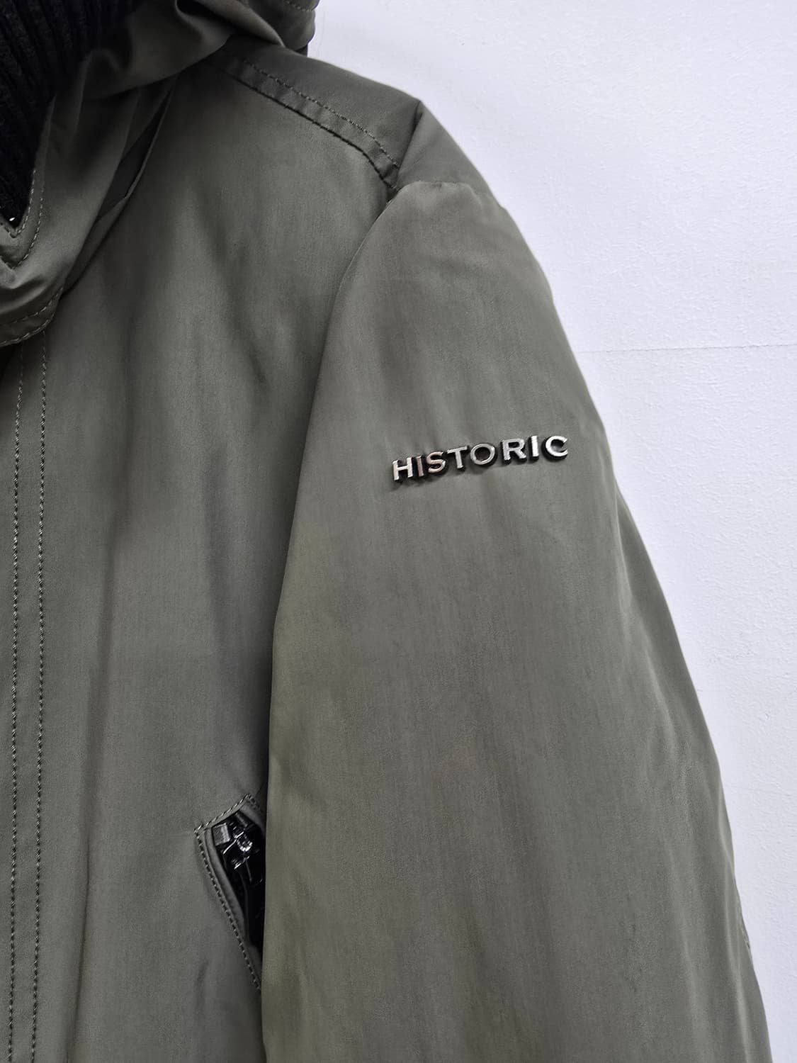 히스토릭 상태좋은 니팅넥라인 구스 패딩 카키 상품이미지5