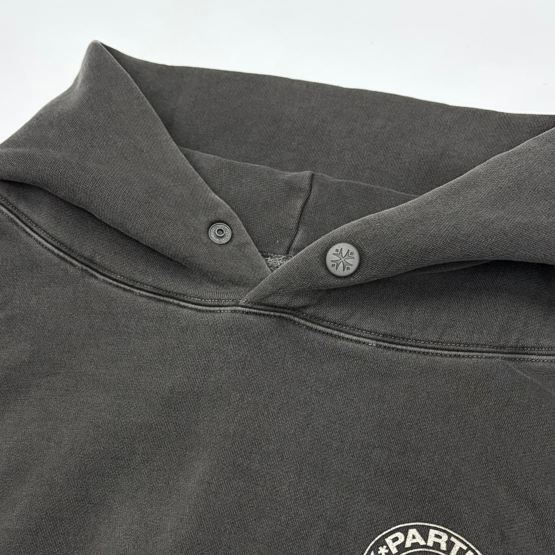 Punch drunk parties 펀치드렁크파티즈 써클로고 후드티 3 상품이미지3