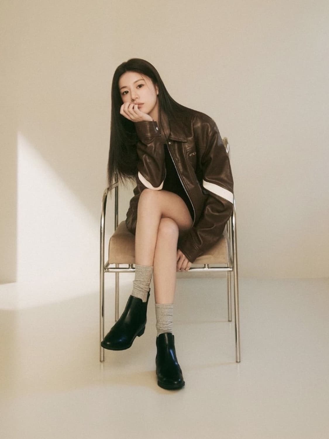 마리떼 레더자켓 (고윤정착용) 상품이미지2