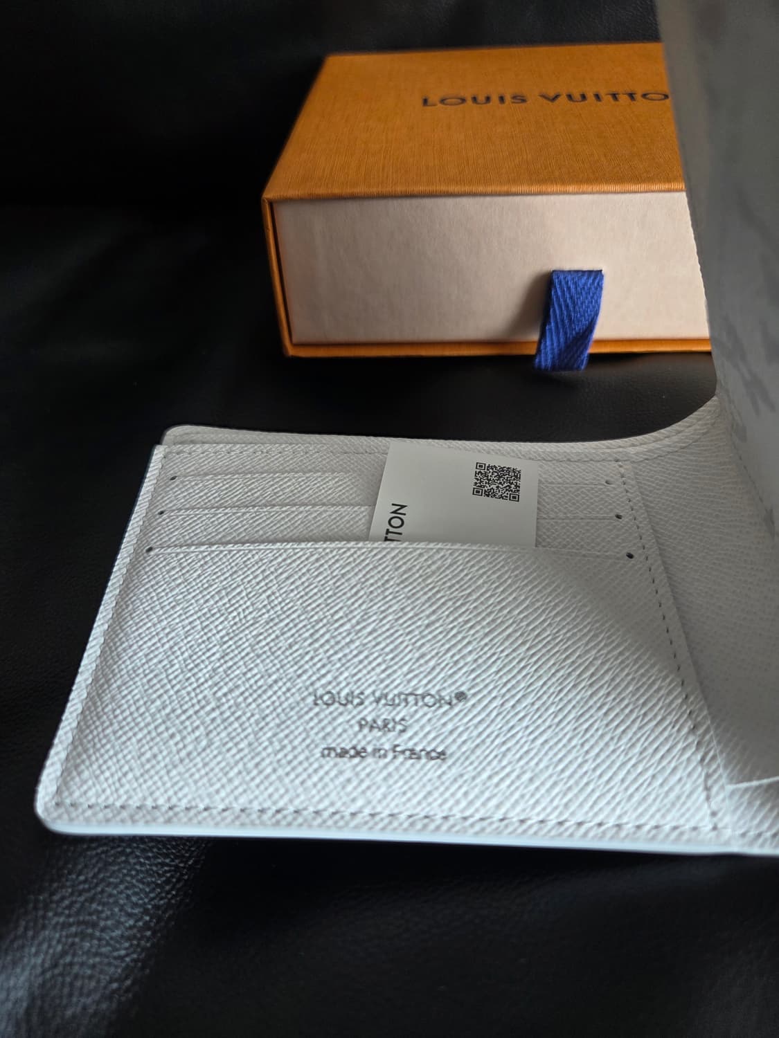 루이비통 한국 한정 강아지 반지갑 상품이미지4