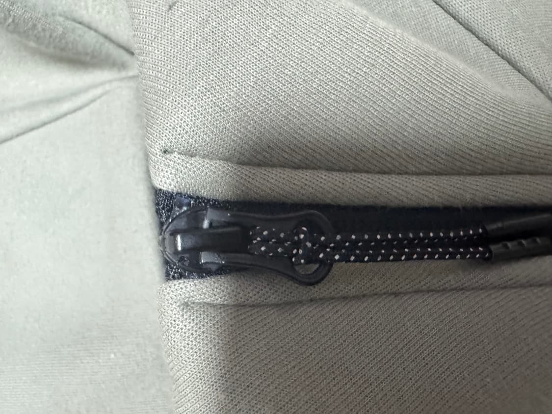 나이키 테크팩 올리브 그린 상품이미지3