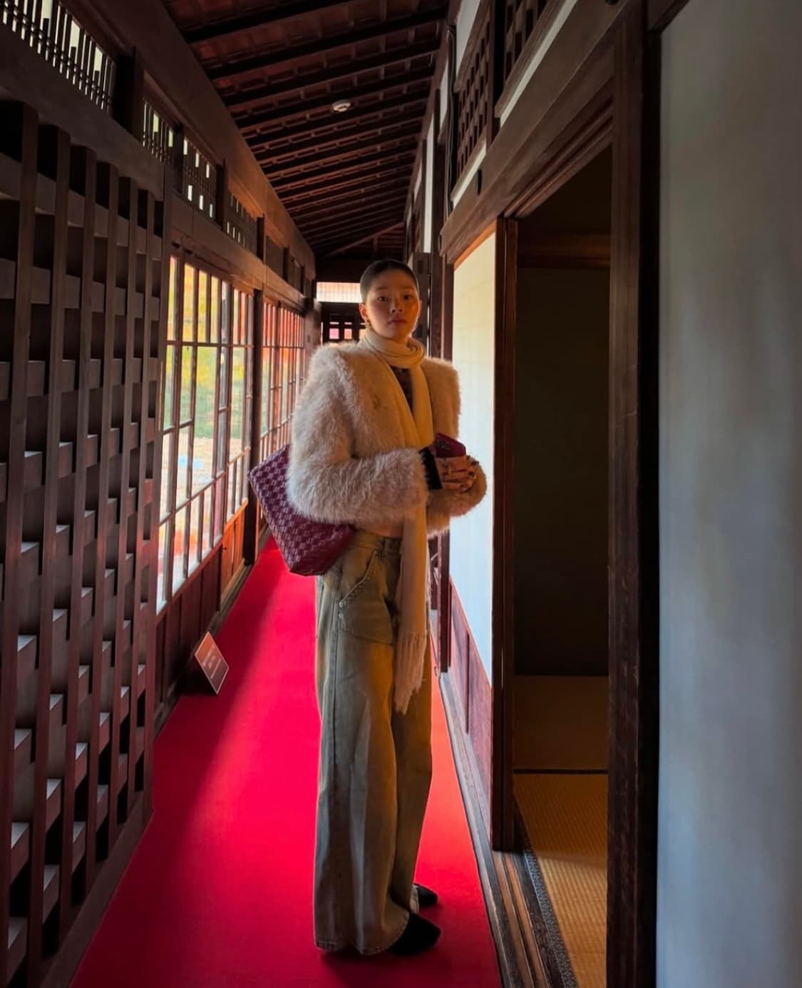 tmt faux fur cropped jacket (cream) 상품이미지3