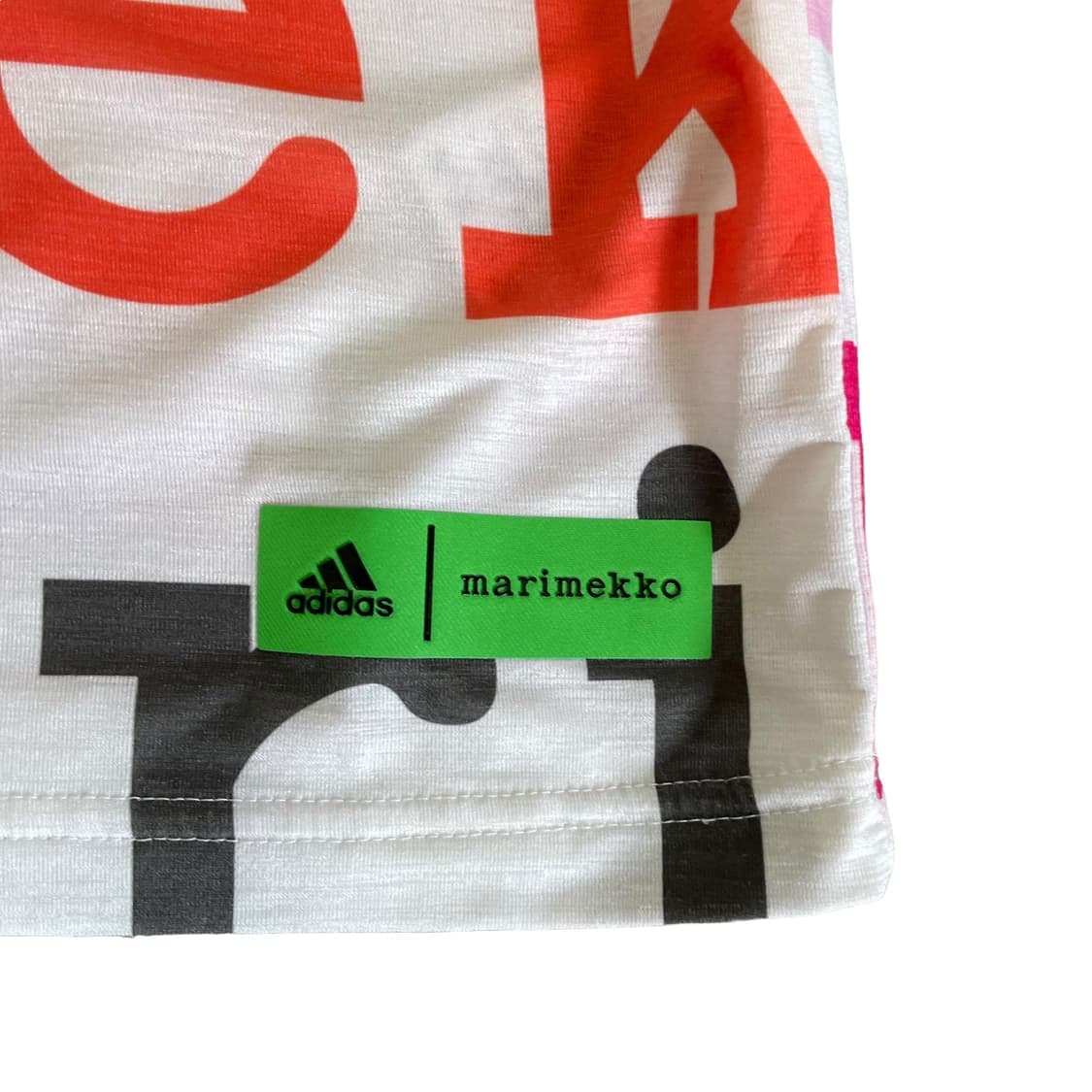 아디다스 화이트 프린팅 폴리 반팔 티셔츠 2XS 상품이미지5