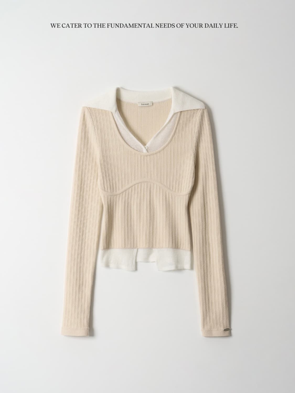 [새상품] 아비에무아 웨이브 레이어드 카라 니트 상품이미지1