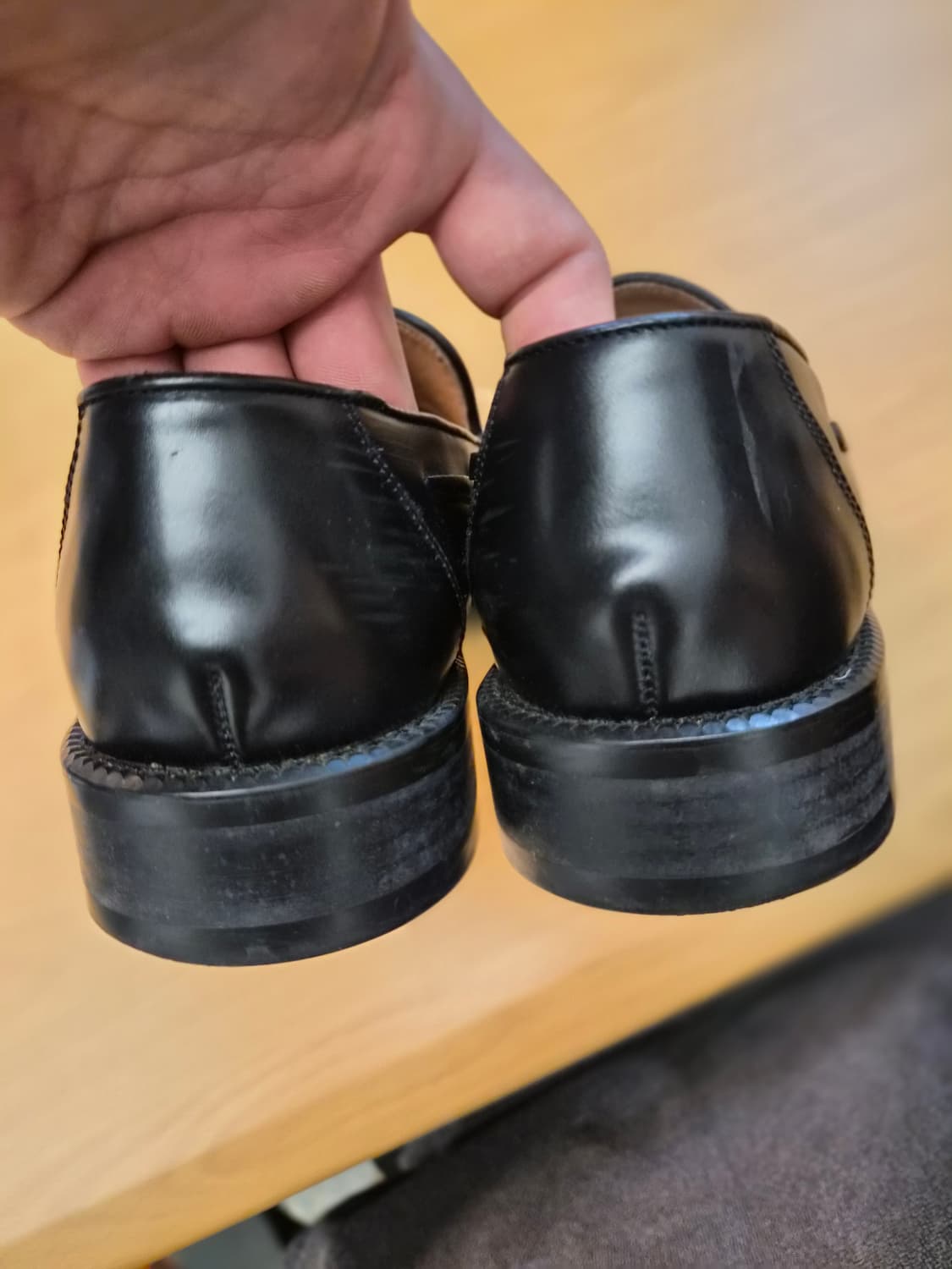 250) 로맨틱 무브 테슬 로퍼 팝니다 상품이미지3