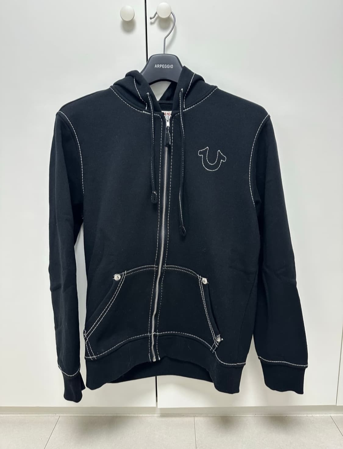 트루릴리젼 블랙 후드집업 상품이미지4