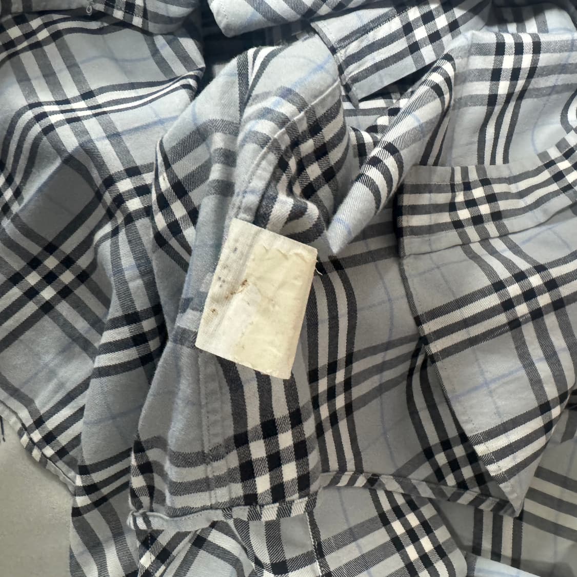 정품) 버버리 체크셔츠 M사이즈  상품이미지4