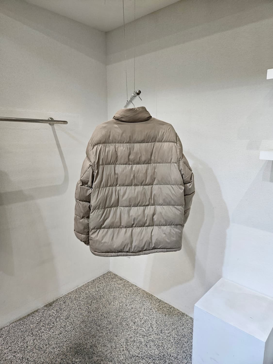 몽벨 중경량 리버시블 양면 패딩 상품이미지2