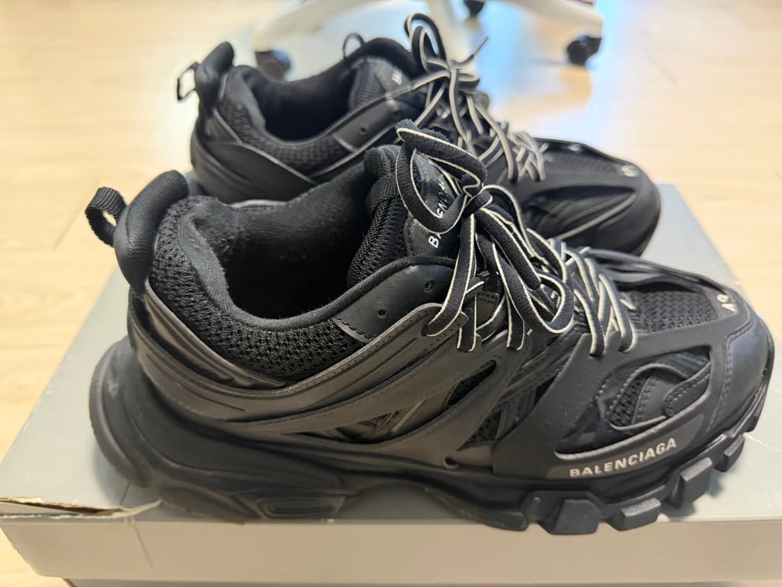 발렌시아가 트랙스니커즈 트랙슈즈 트리플블랙43 상품이미지2