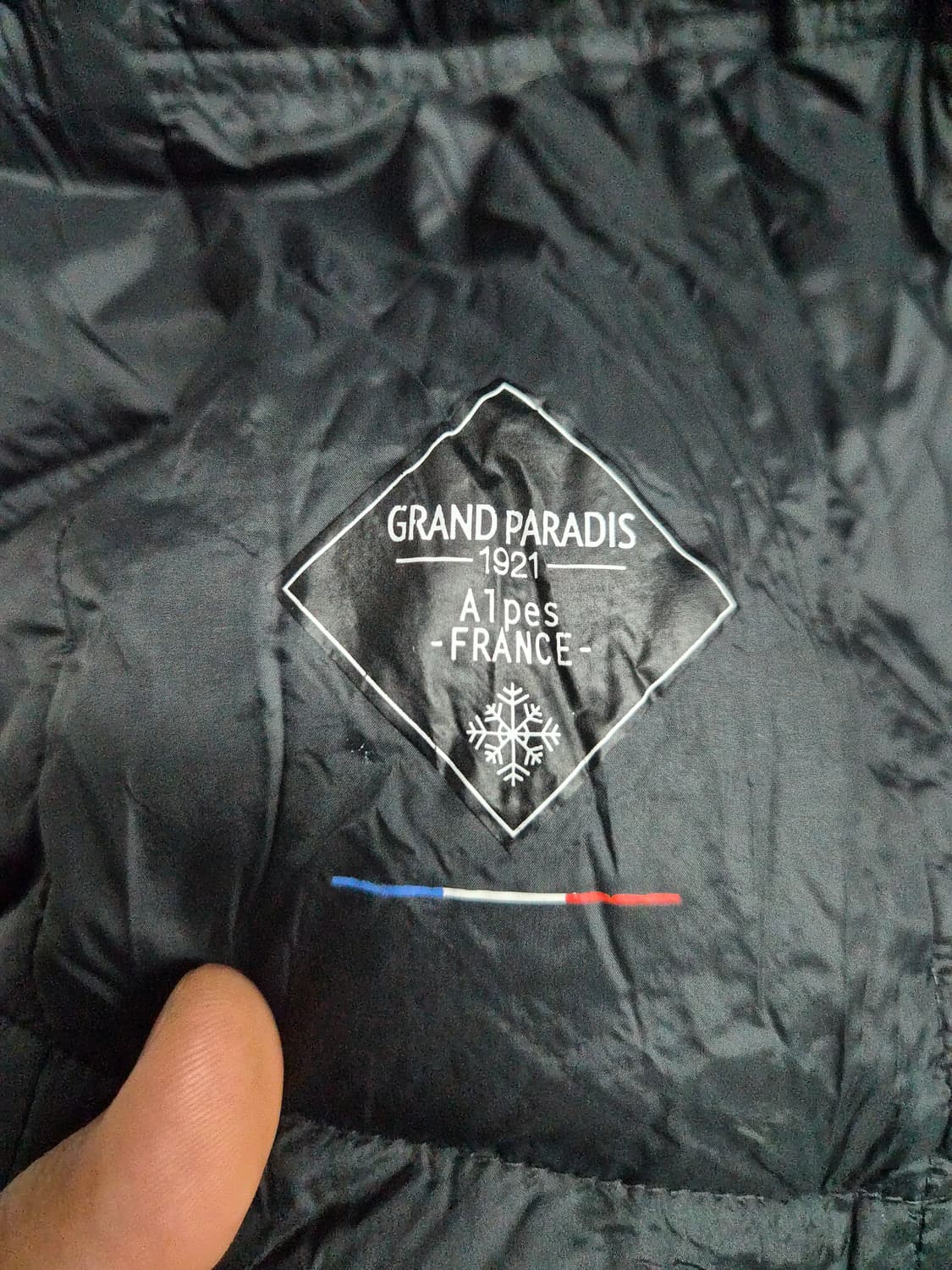 110) 밀레 반팔 구스다운 패딩 팝니다 상품이미지4