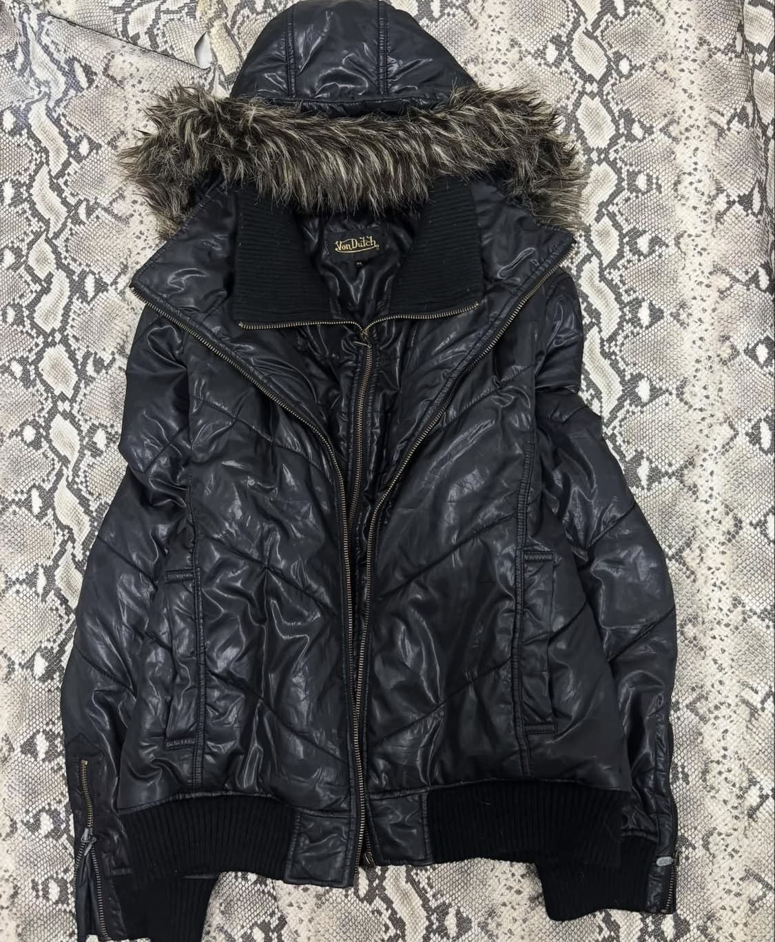 Vondutch two-Layered Fur 2-way Padding 상품이미지1