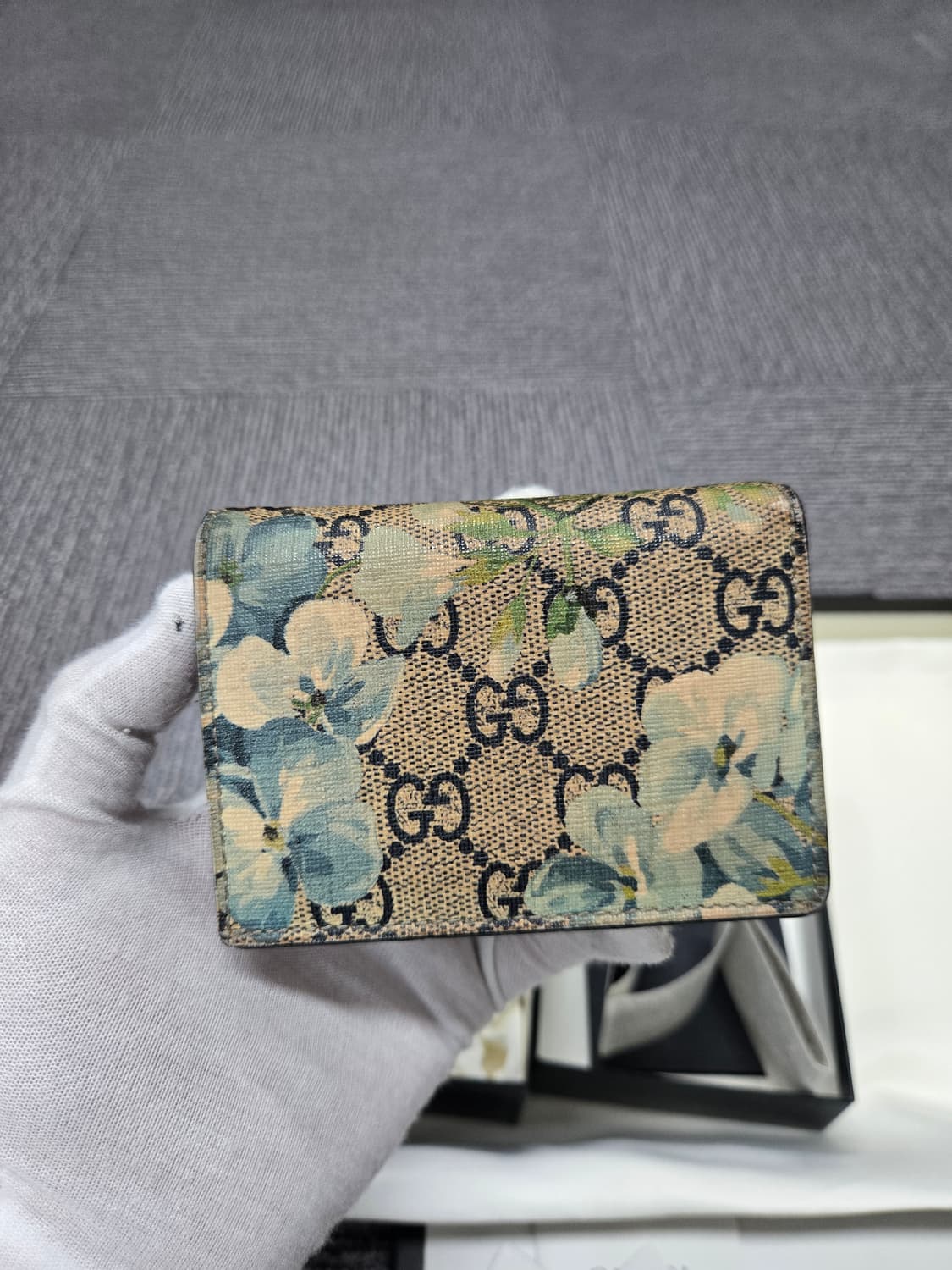 [특가][정품] 구찌 불룸 반지갑 상품이미지1