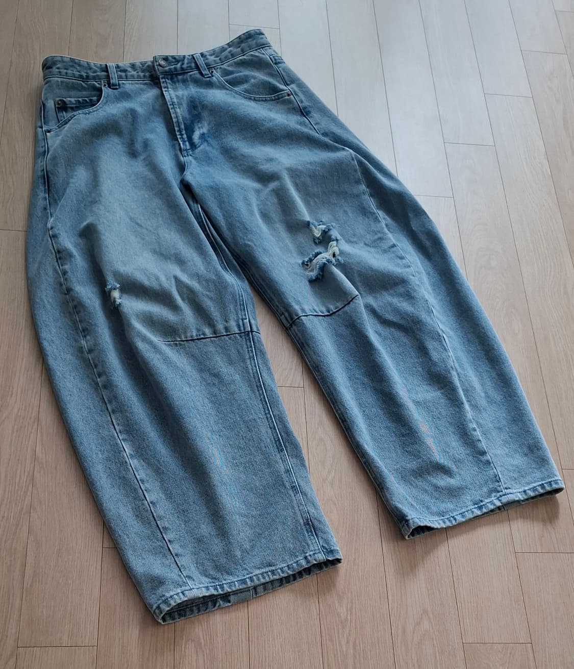 프릭스스토어 와이그 데미지 커브드진 연청 상품이미지2