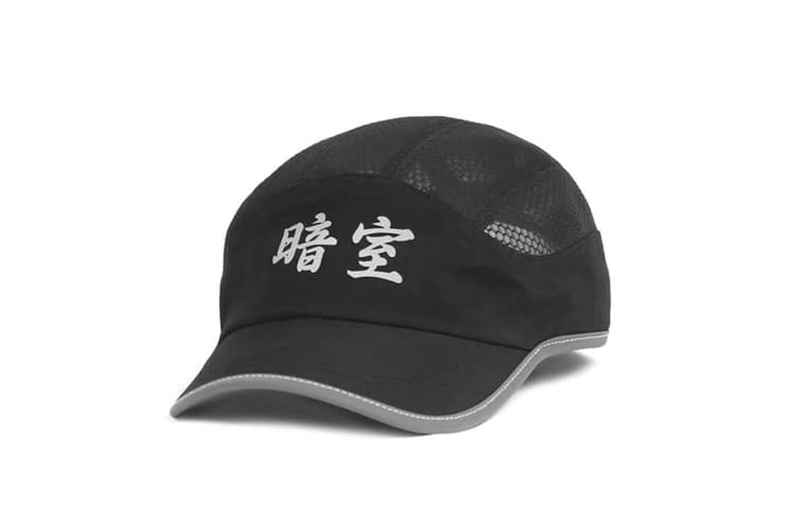 다크룸 스튜디오 X 하드히터스 10주년 리플렉티브 러닝캡 상품이미지1