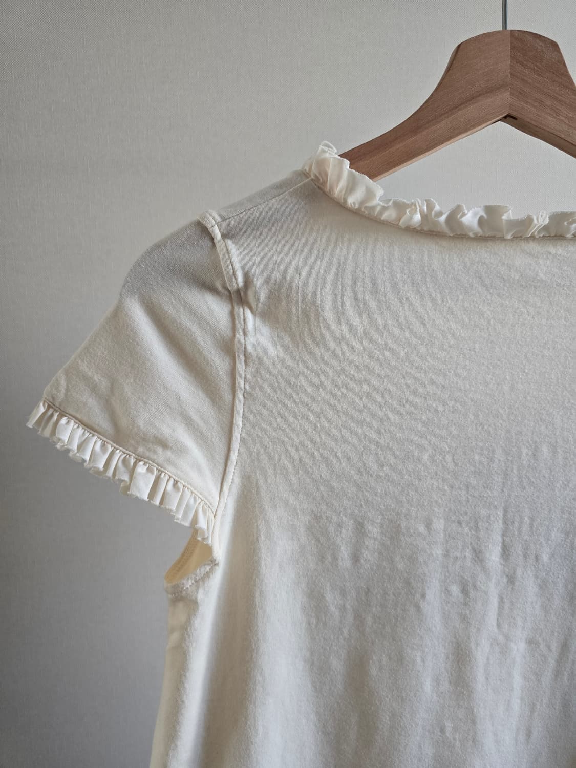 Miracle Woman Frill Detail Short Sleeve  상품이미지5