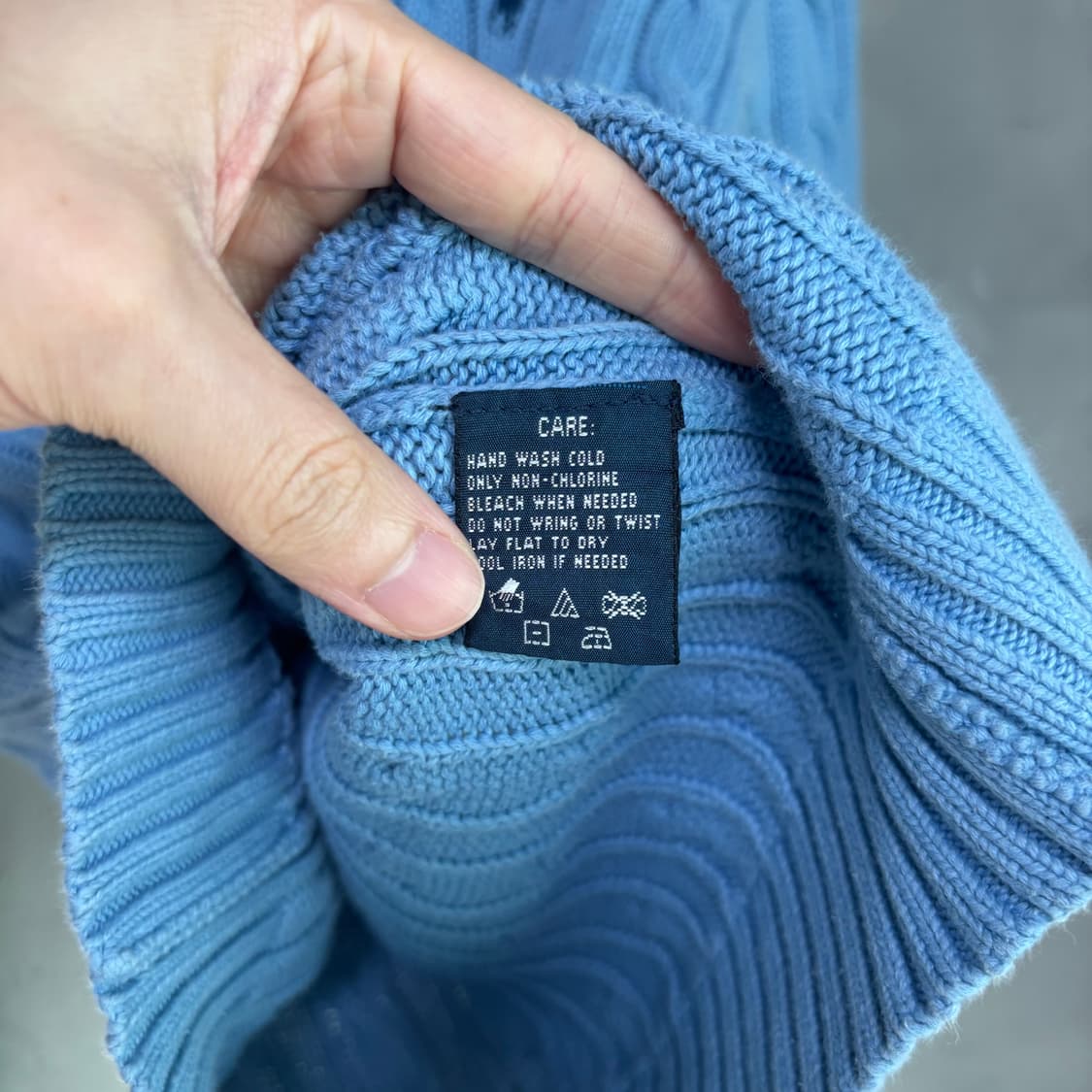 폴로 랄프로렌 꽈배기 니트 하늘 상품이미지3