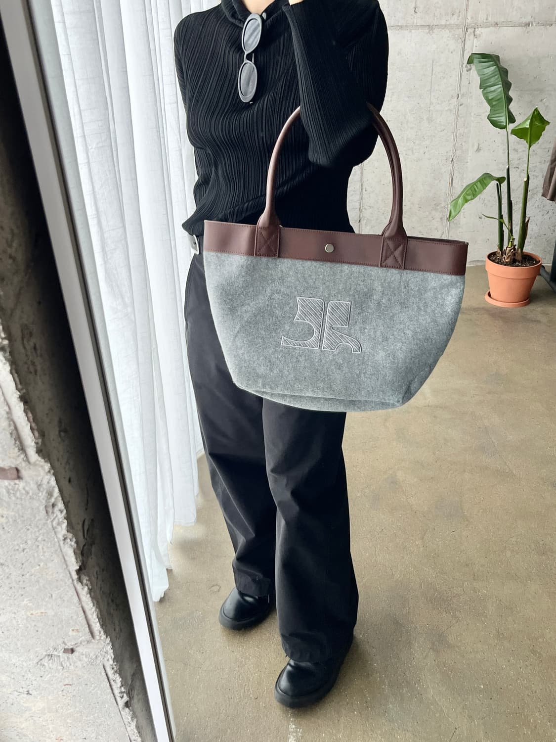 00s Courreges 꾸레쥬 울 숄더백 상품이미지3