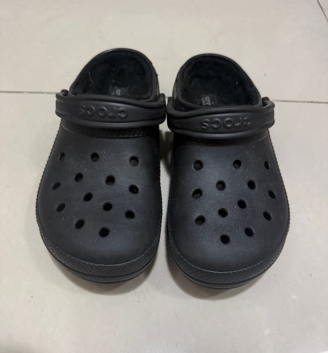 크록스 클래식 클로그 블랙 M7 W9 260 상품이미지1