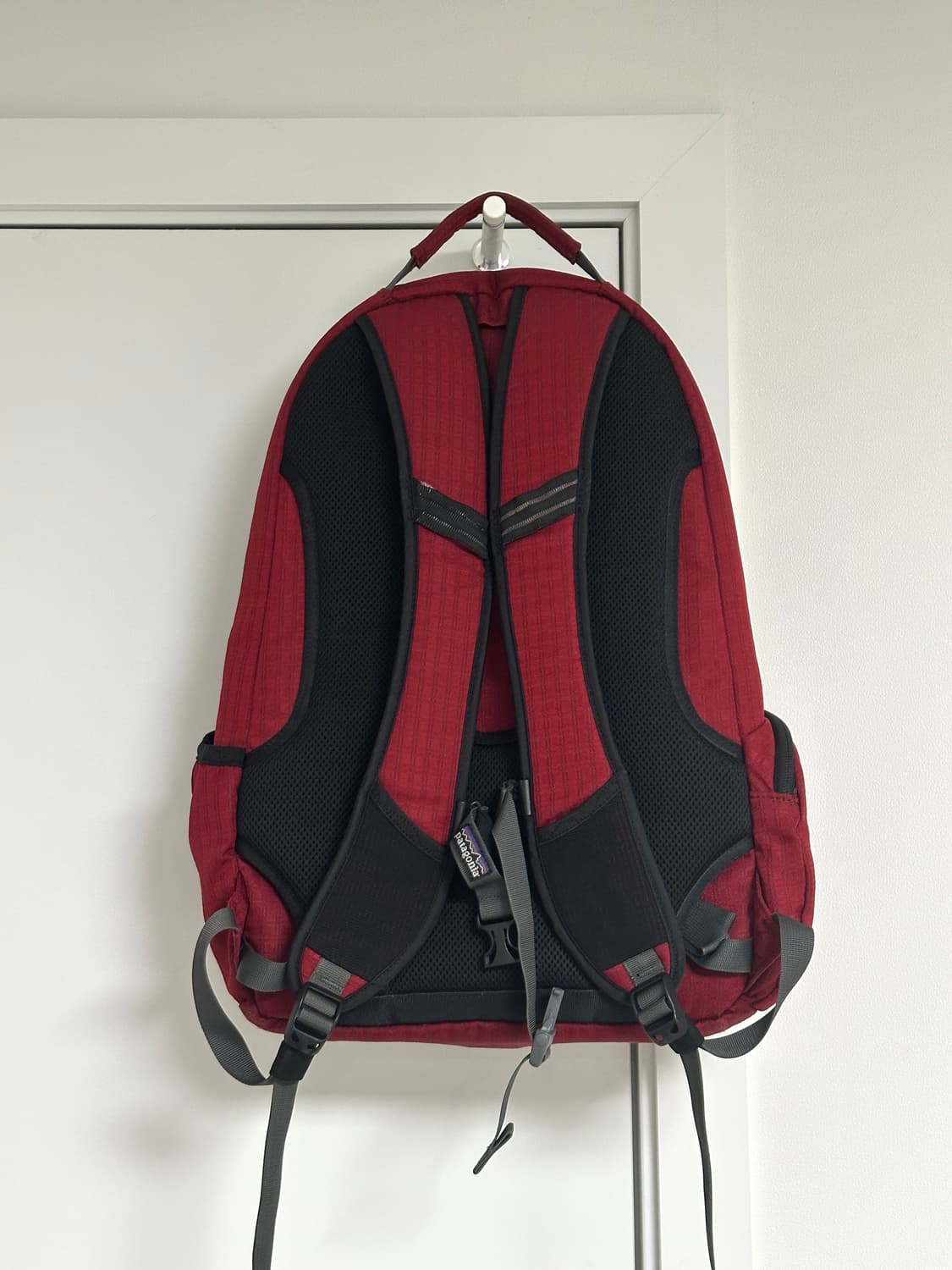 파타고니아 LIGHTWIRE 백팩 레드 상품이미지2